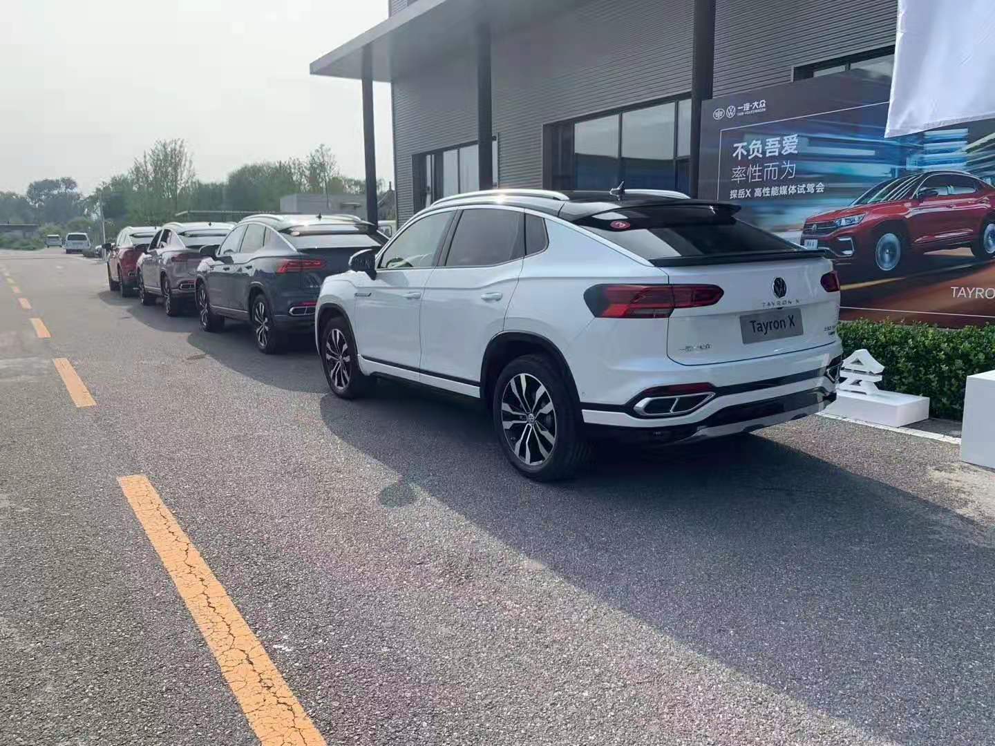 北京包車帶司機(jī) 北京包車帶司機(jī)